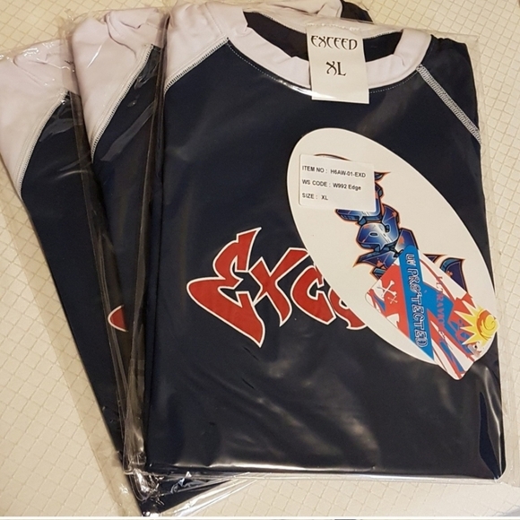 NEW Mens 60 SUV Sport Rash Guard Swim Beach Fall Summer Athletic Athleisure - Picture 3 of 8